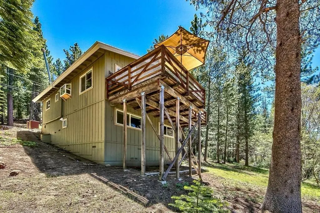 Air-Conditioned Tahoe Cabin - Foosball - Forest Views サウス・レイクタホ 0*,